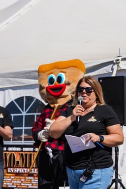 Remise des prix aux gagnants du concours de sirop d'érable